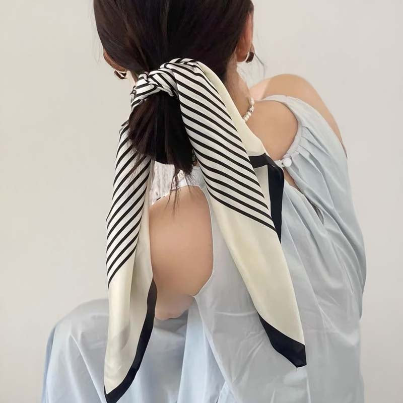 Elegant Lines Scarf