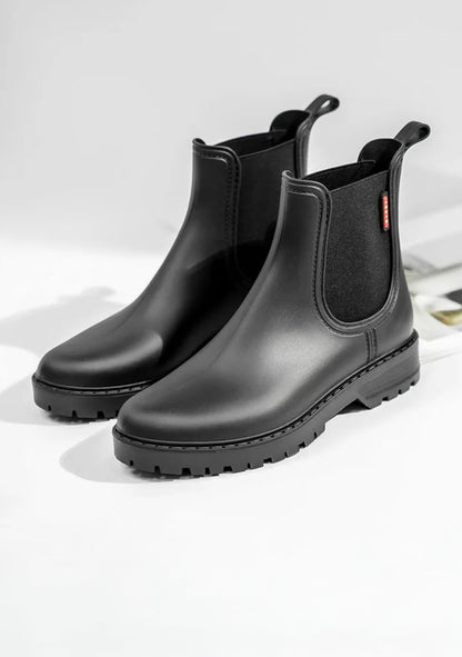Midnight Boot – Elegant Design & 100% Waterproof